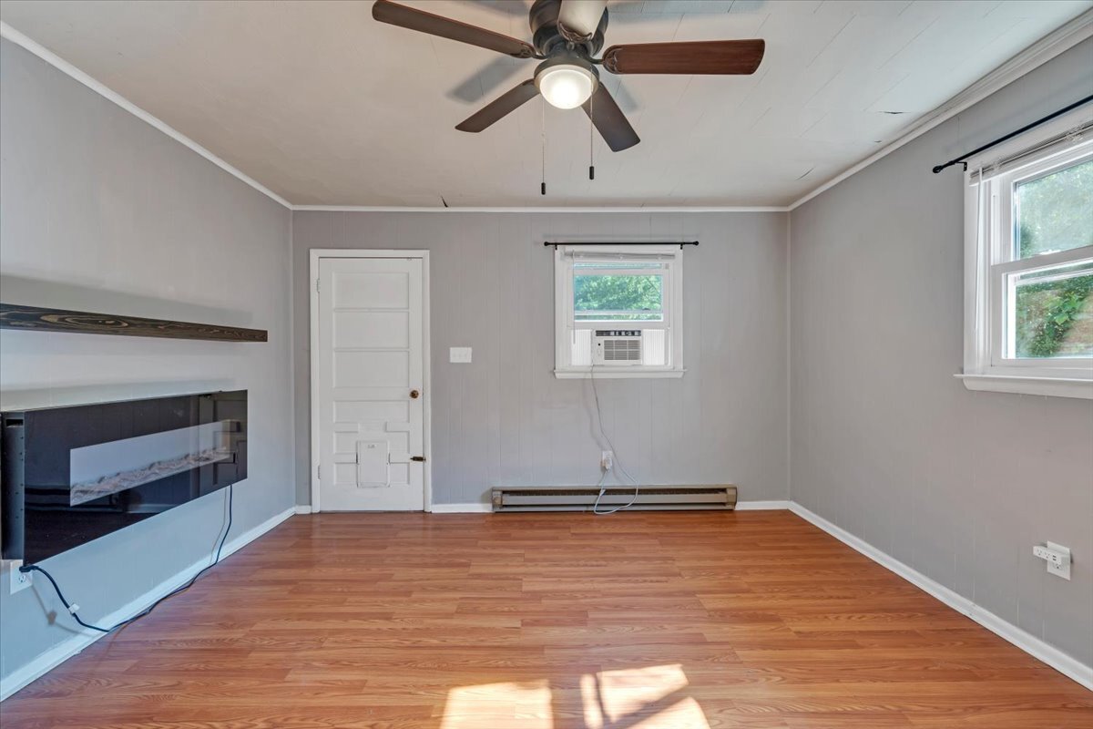 DEN W/ DOOR LEADING TO BACKYARD! - 2413 Memorial Ave SW