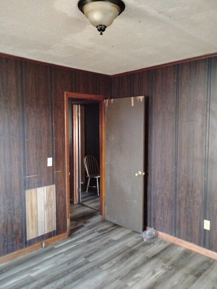 Building Photo - 524 E Kingston St