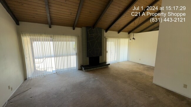 Building Photo - 1611 Cuevas Cir