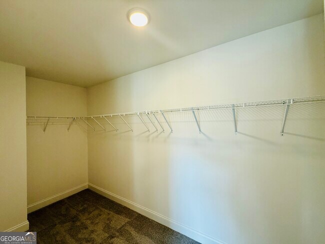 Building Photo - 7267 Millbrae Walk