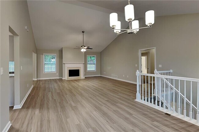 Building Photo - 280 Brookview Dr