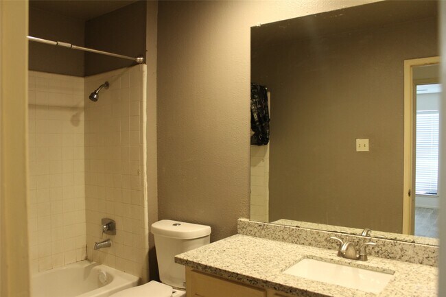 Building Photo - 14343 Whitecross Dr