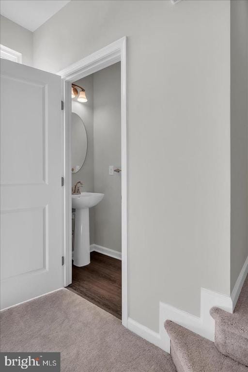 Building Photo - 40 Hamilton Ct