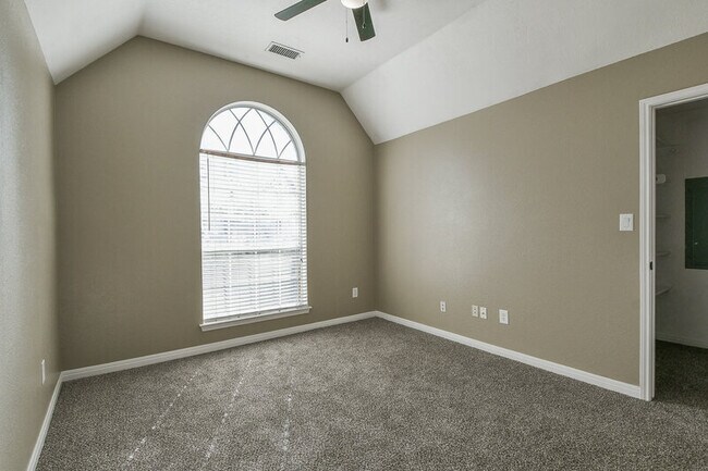 Building Photo - 12284 Arcturus Dr