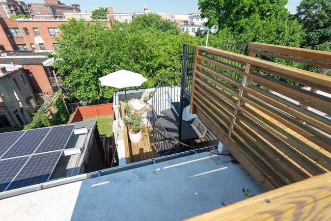 Building Photo - 3212 13th St NW