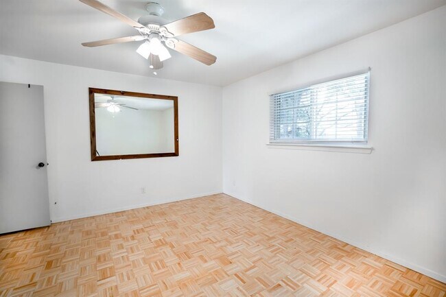 Building Photo - 3611 Cookstown Dr