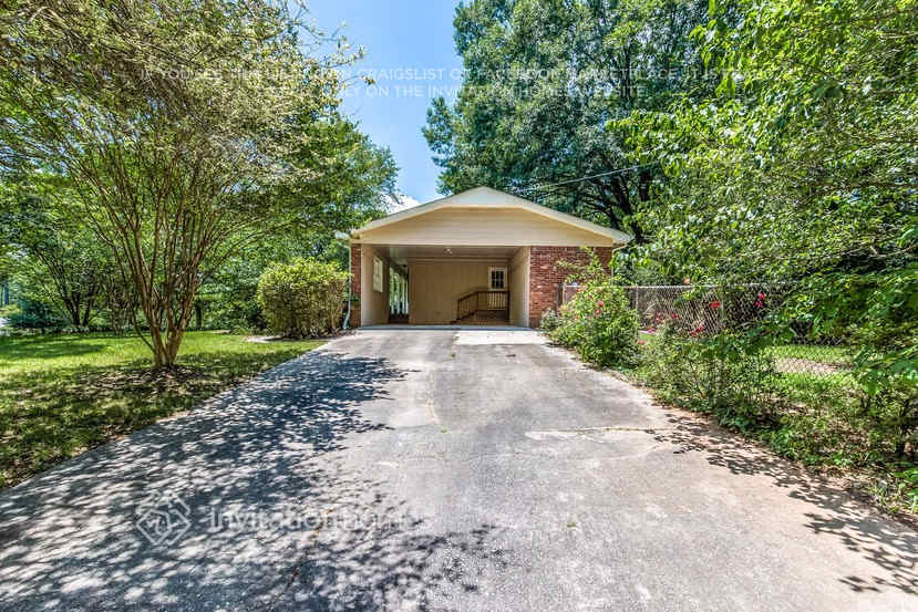 Building Photo - 2905 Piedmont Dr