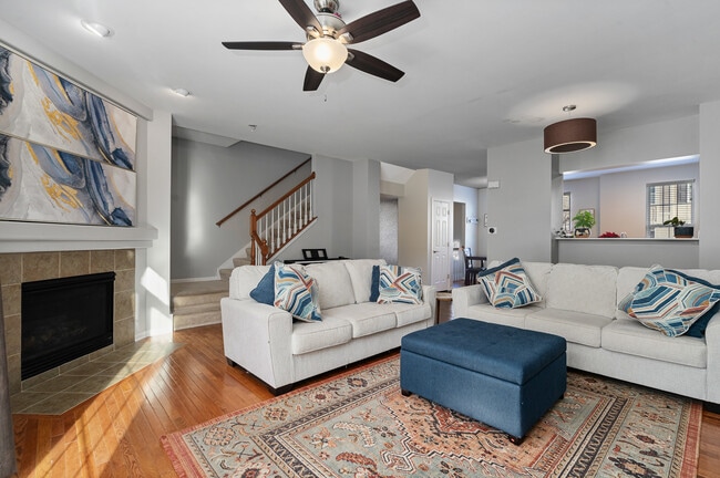 Building Photo - 3460 Bradbury Cir