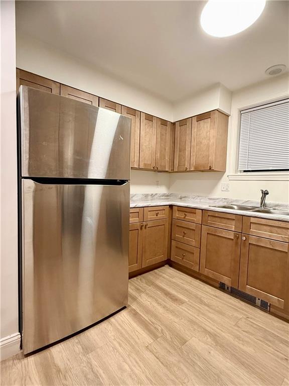 Building Photo - 37 Portland St