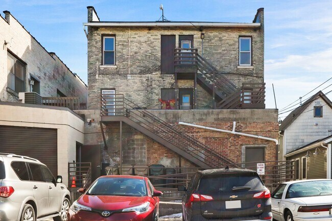 Building Photo - 1216 Williamson St