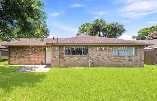 Building Photo - 6215 Autumn Arbor Dr