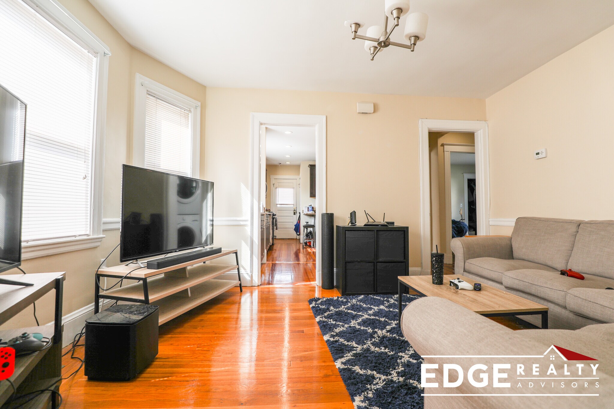 Building Photo - 8 Matchett St