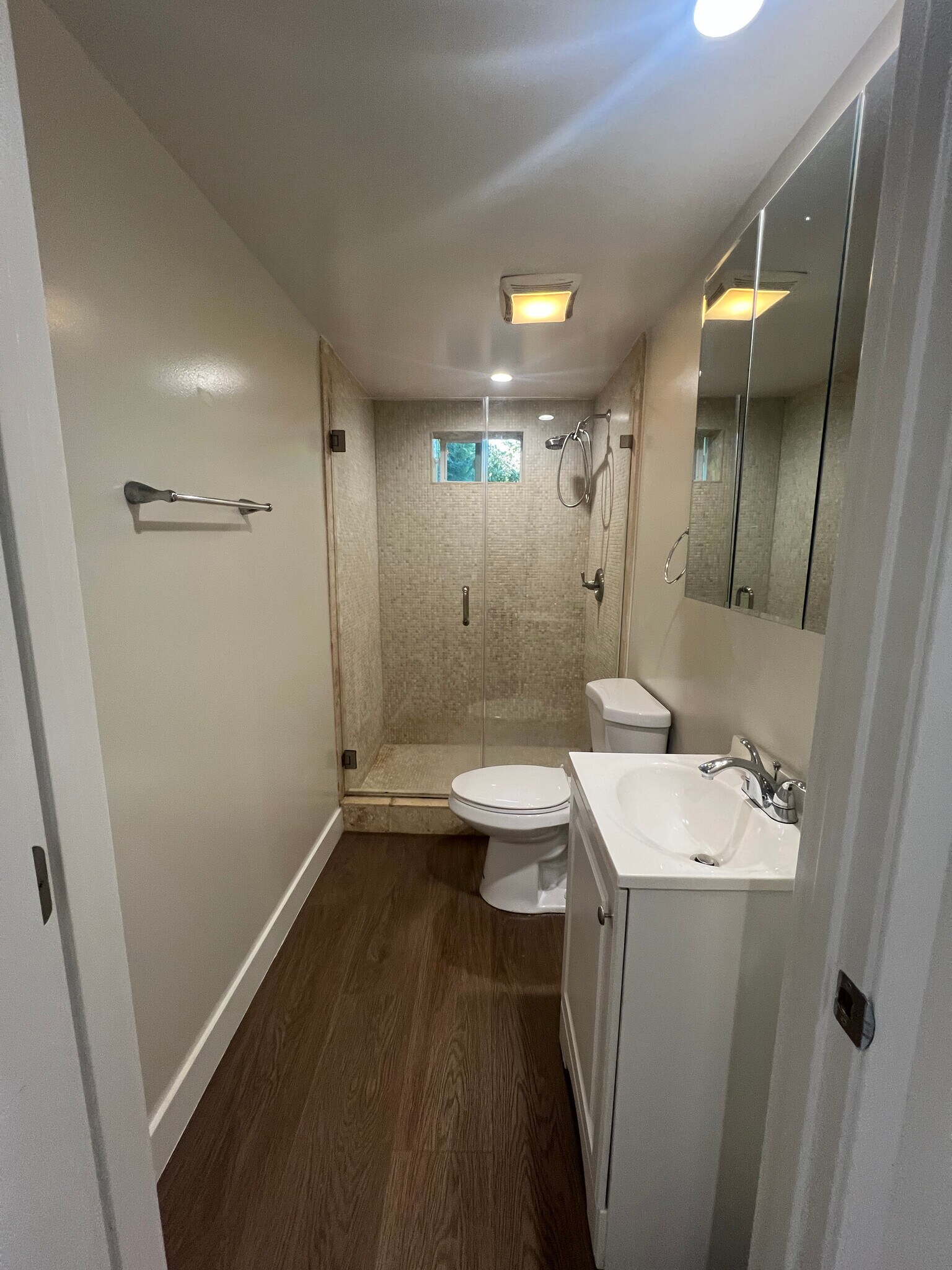 Building Photo - 1518 S Carmelina Ave