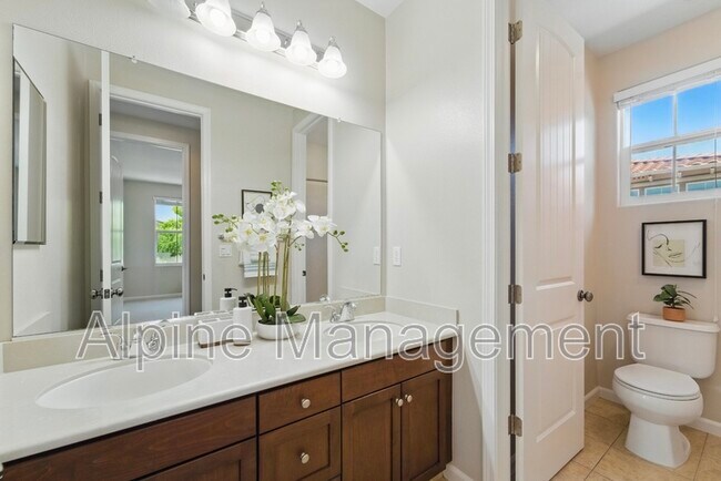 Building Photo - 5109 Campion Dr
