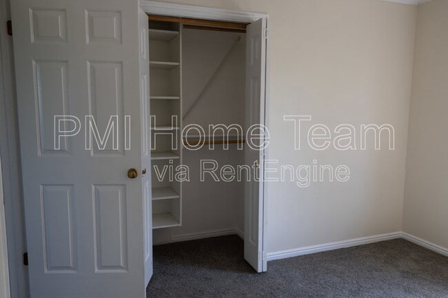 Building Photo - 5095 Taylor Ave
