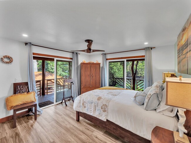 Building Photo - Oceanfront Estate: The Honolii Hale