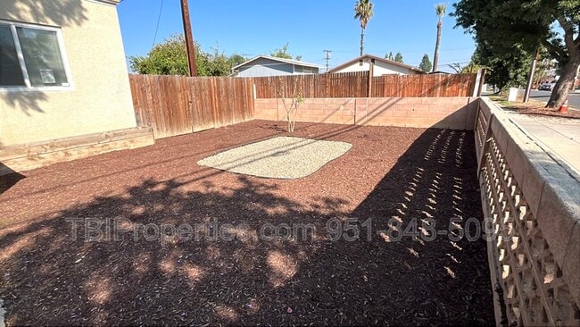 Building Photo - 4531 Park Ave