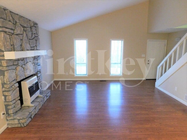 Building Photo - 212 Trickum Hills Ln