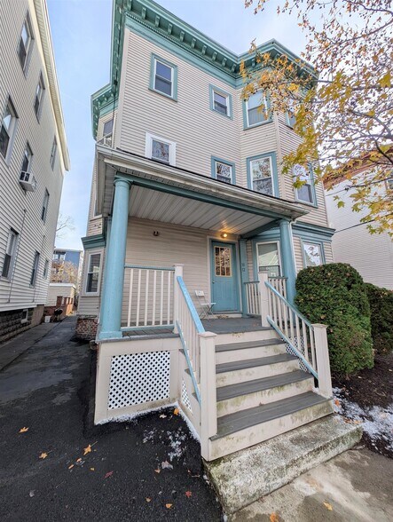 Building Photo - 14 Garrison Ave