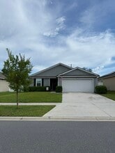 Building Photo - 3 Bedroom Home In Middleburg FL