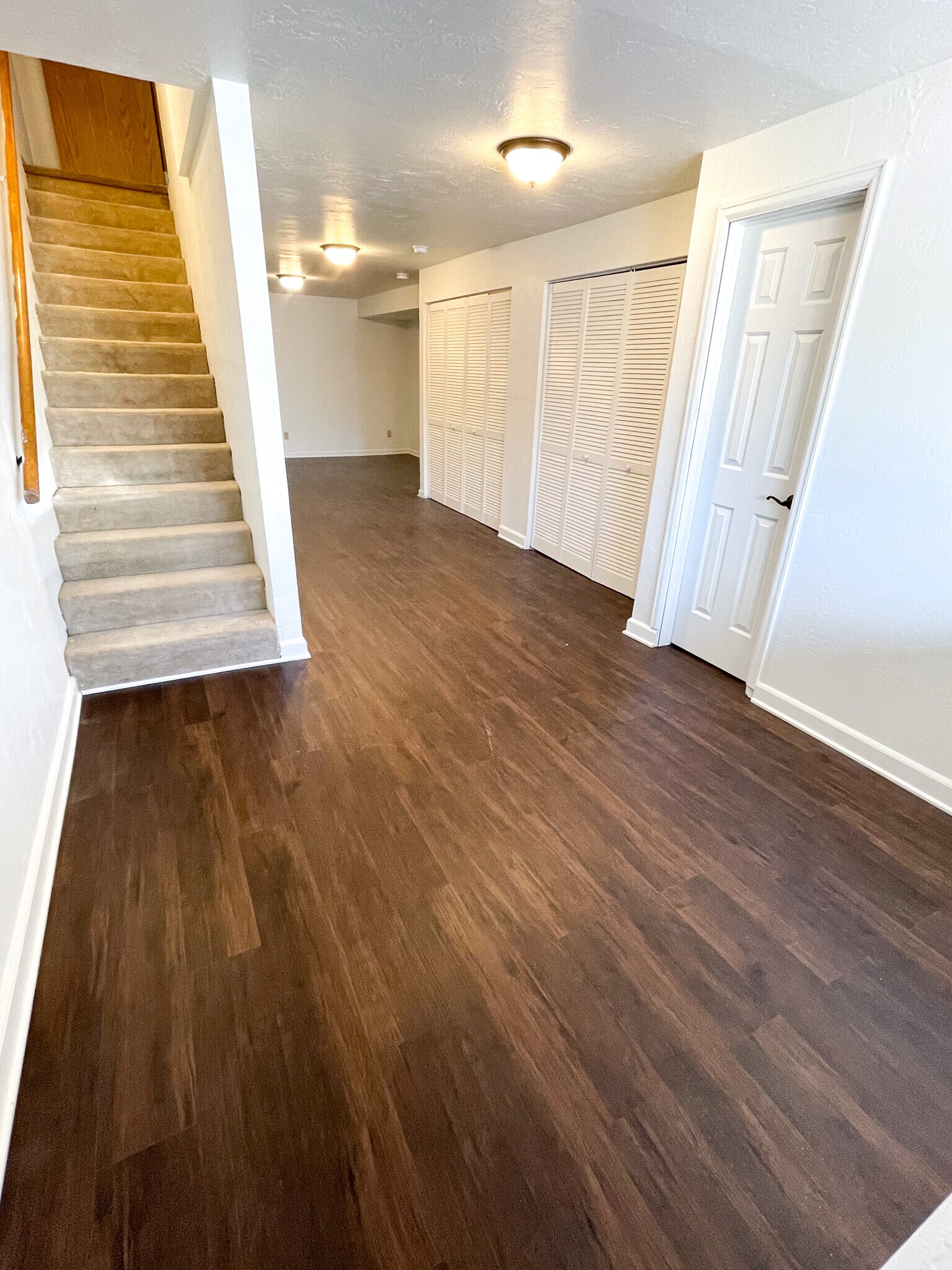 Building Photo - 5507 Fiesta Ln