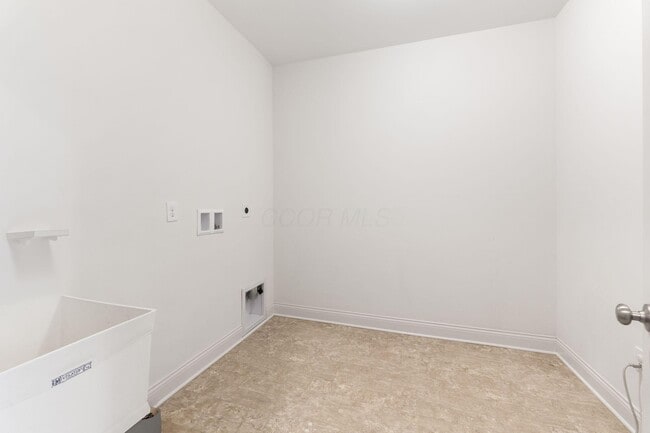 Building Photo - 3622 Switchgrass Ct