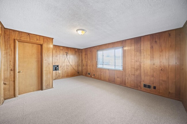 Building Photo - 1565 Garywood Ave