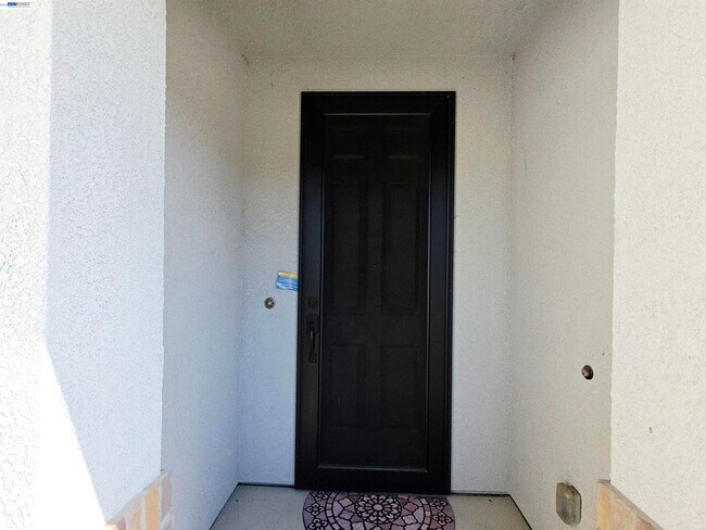 Building Photo - 2488 Remy Cantos Dr