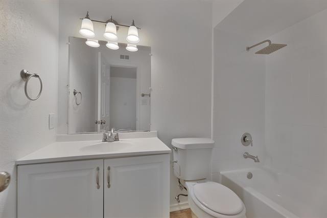 Building Photo - 2905 Joymeadow Dr