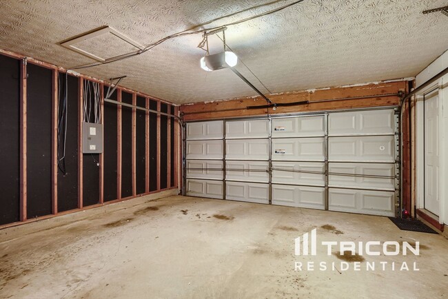 Building Photo - 134 Oak Grove Pl