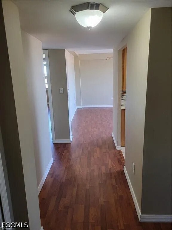 Building Photo - 4803 Sunset Ct