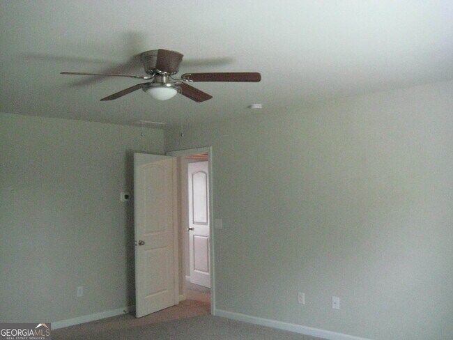 Building Photo - 310 Indian Lake Trail
