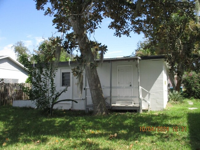 Primary Photo - 1334 Woodward Ave