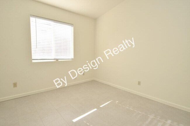 Building Photo - West Side - Rancho De Colinas- 3 Bed 2 Bath with Private Pool - Hillside & Mountain Views