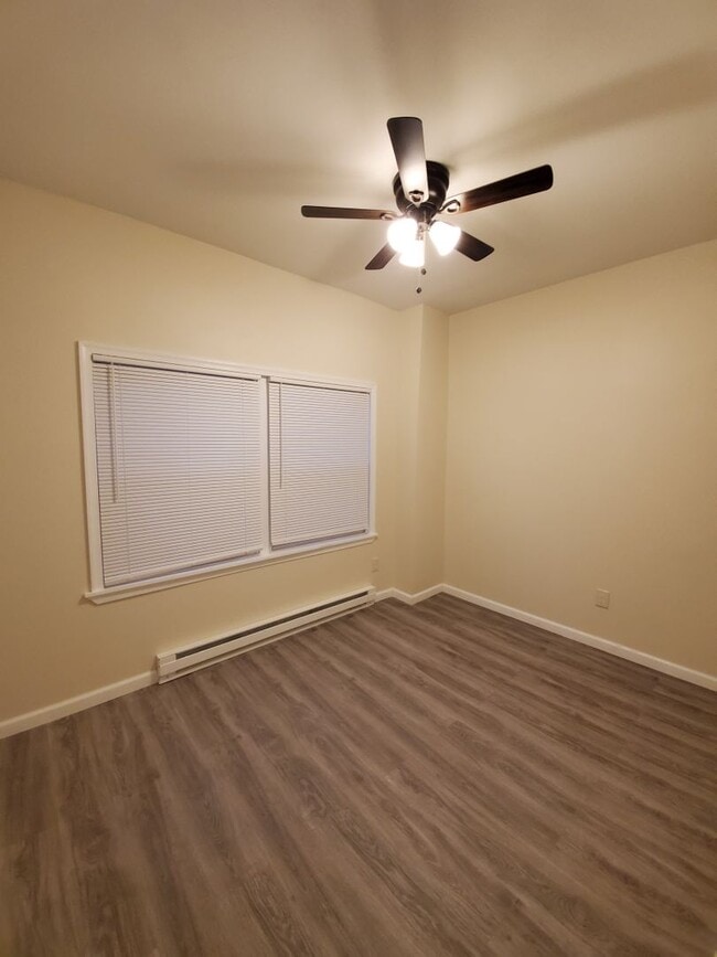 Building Photo - 6532 Torresdale Ave