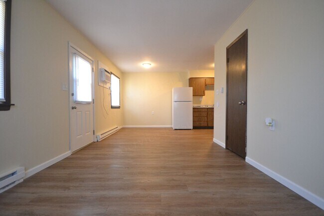 Building Photo - Cross Timbers Apartment