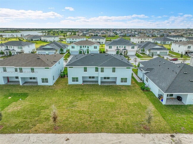 Building Photo - 1687 Hoot Owl Holw