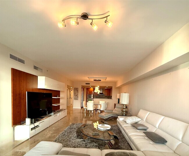 Building Photo - 45 Hendricks Isle