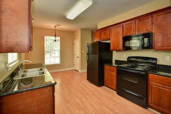 Building Photo - 719 42nd Ave