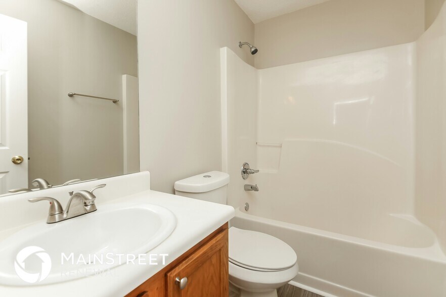 Building Photo - 2635 Thunder Basin Way