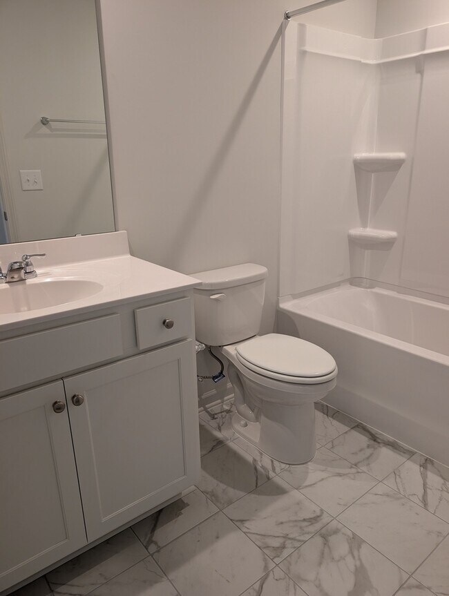 Building Photo - 6717 Hardwick Ln