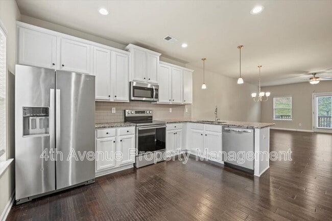 Building Photo - 3411 Abbey Wy