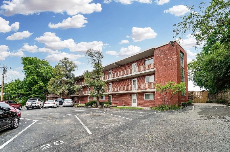 Building Photo - 2701 Lehman Rd