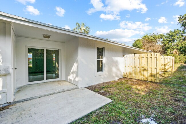 Building Photo - 12054 Ellison Wilson Rd