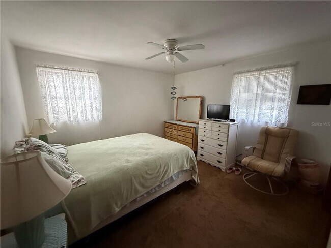 Building Photo - 5854 9th St