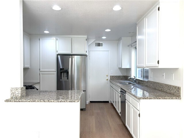 Building Photo - 9 Tuolumne Way
