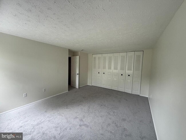 Building Photo - 12205 Peach Crest Dr