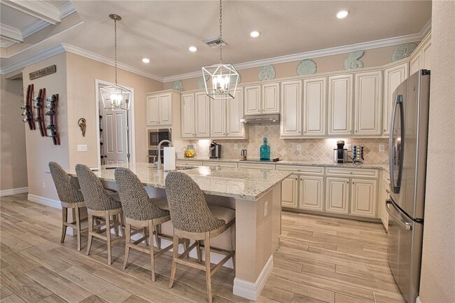 Building Photo - 25046 Spartina Dr