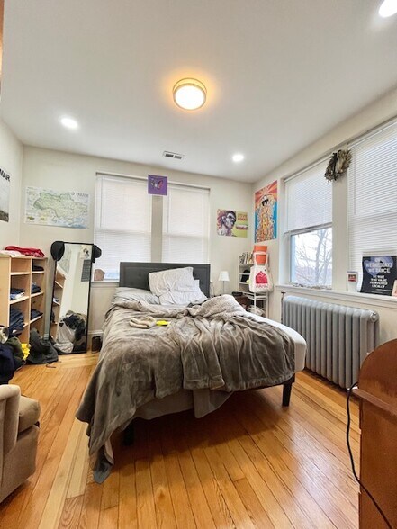 Building Photo - 16 Copenger St