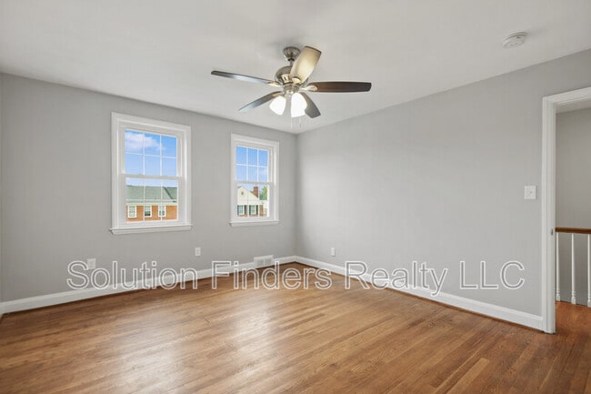 Building Photo - 1812 Edgewood Rd
